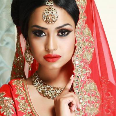 Celebrity Makeup in Punjabi Bagh Enclave